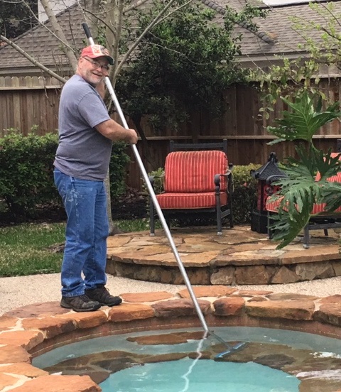 poolman cleaning spa steps
