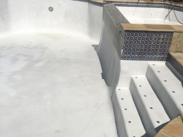 image of pool plaster after pressure washed